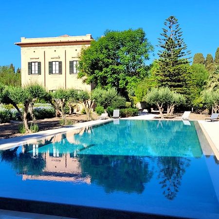 Villa Angelina - Charming Rooms & Apartments تراباني المظهر الخارجي الصورة