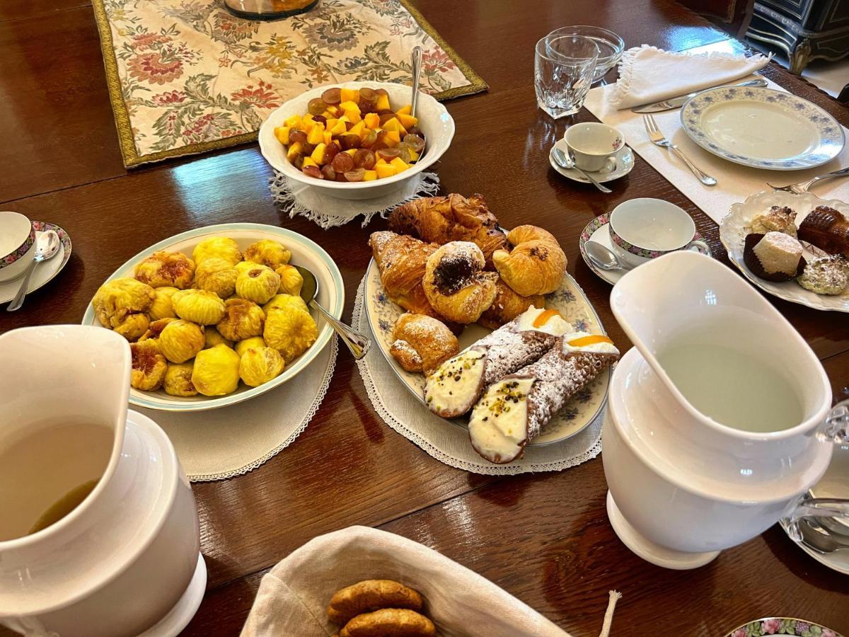 Villa Angelina - Charming Rooms & Apartments تراباني المظهر الخارجي الصورة