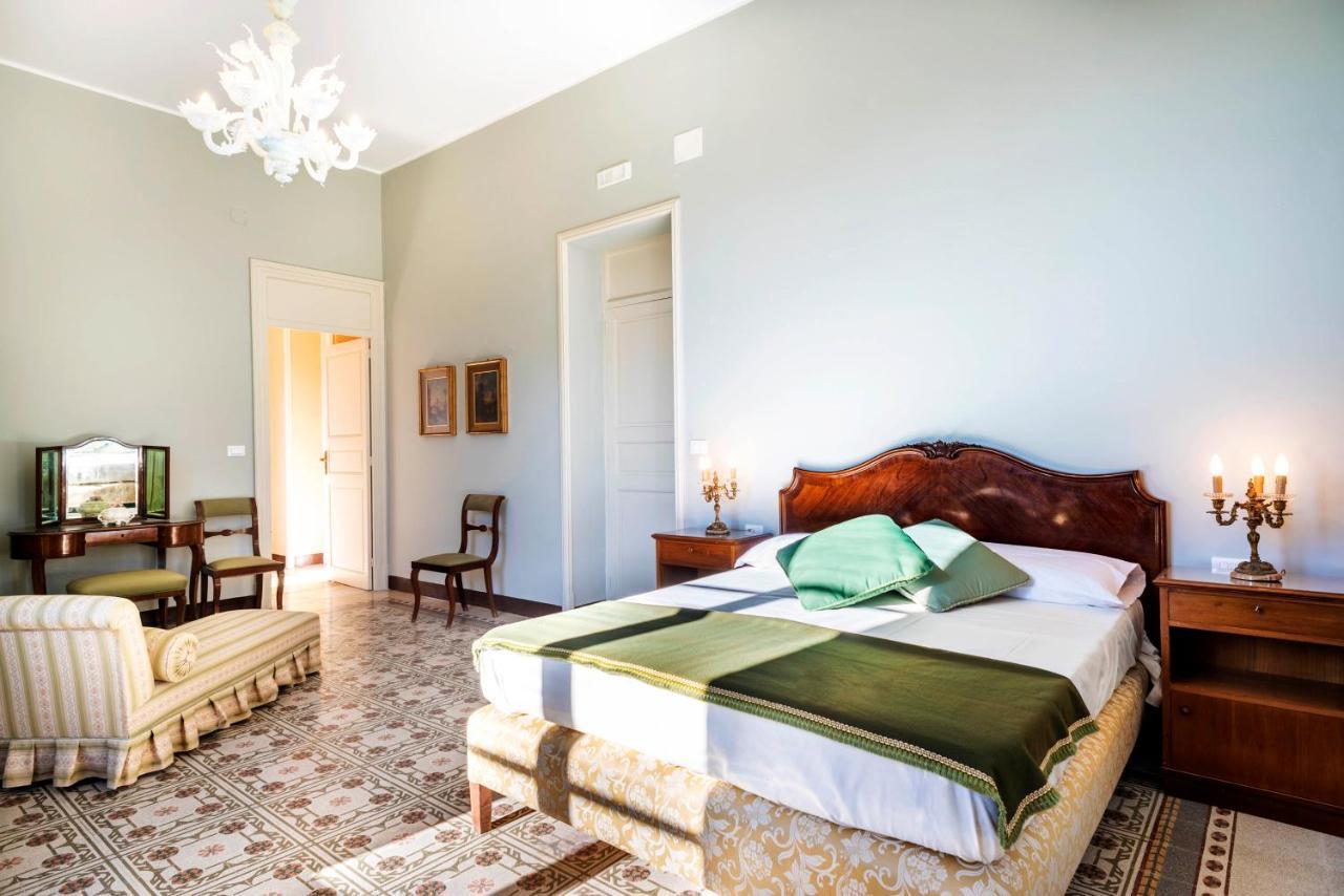 Villa Angelina - Charming Rooms & Apartments تراباني المظهر الخارجي الصورة